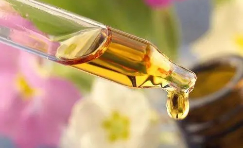 采用新鴻順基礎油制作的潤滑油究竟好在哪里？